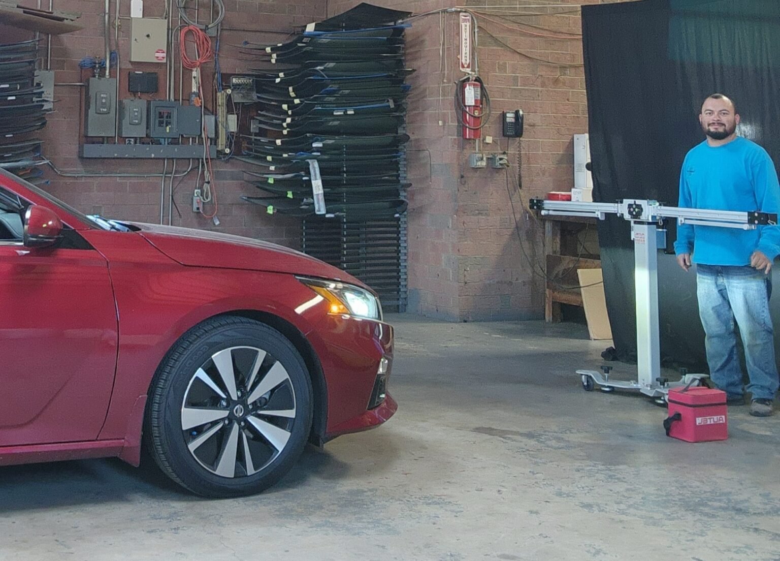 Bandbautoglassllc